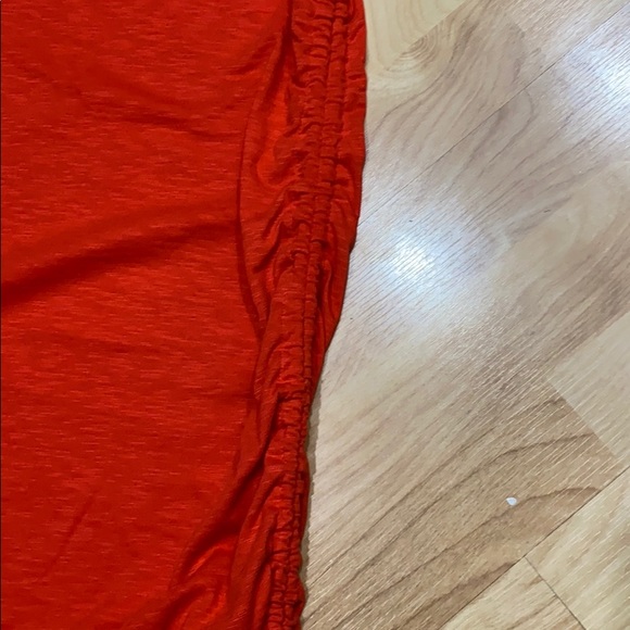 🆕 SUSINA RED RUCHED MIDI DRESS - Picture 7 of 8
